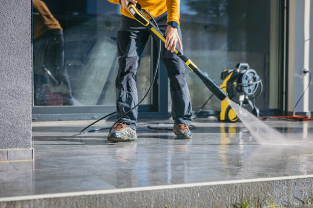 Best Concrete Pressure Washing  in Knob Noster, MO